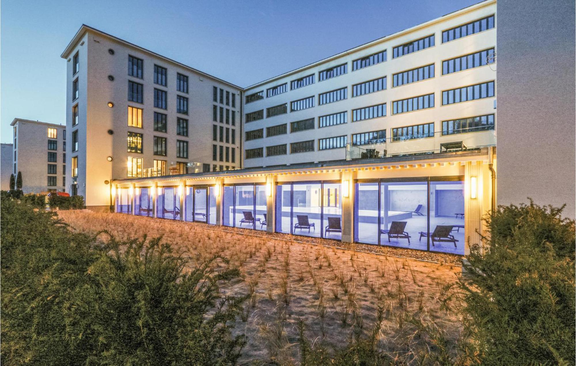 Prora Solitaire Panorama 02 Остзебад Бинц Екстериор снимка